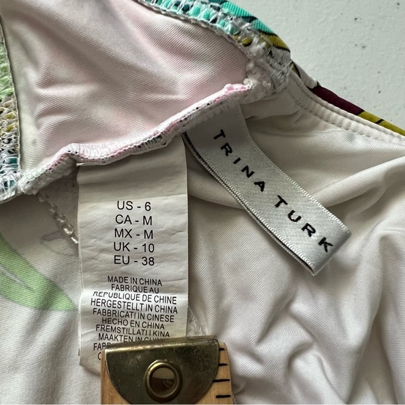 Trina Turk Key West Botanical Hankerchief Scarf Tankini Top & Shirred Bottom 6 - Picture 15 of 16